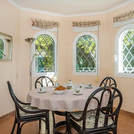 Villa Jeanette By Ghr Rentals Вилла Дения