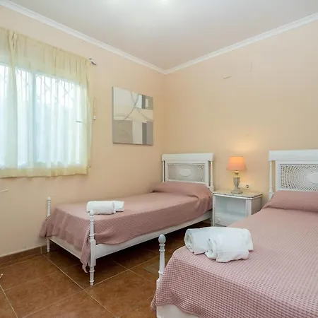 Villa Jeanette By Ghr Rentals * Дения